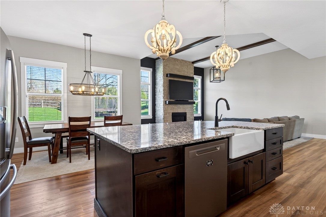 7425 Stoneham Circle