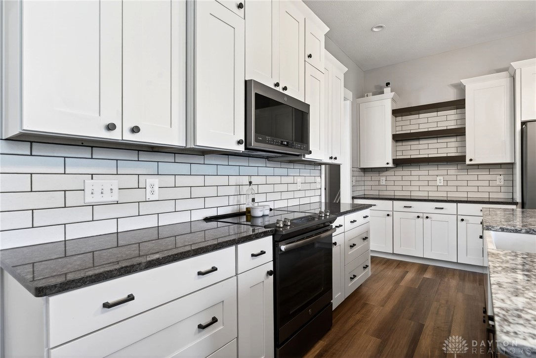 7425 Stoneham Circle