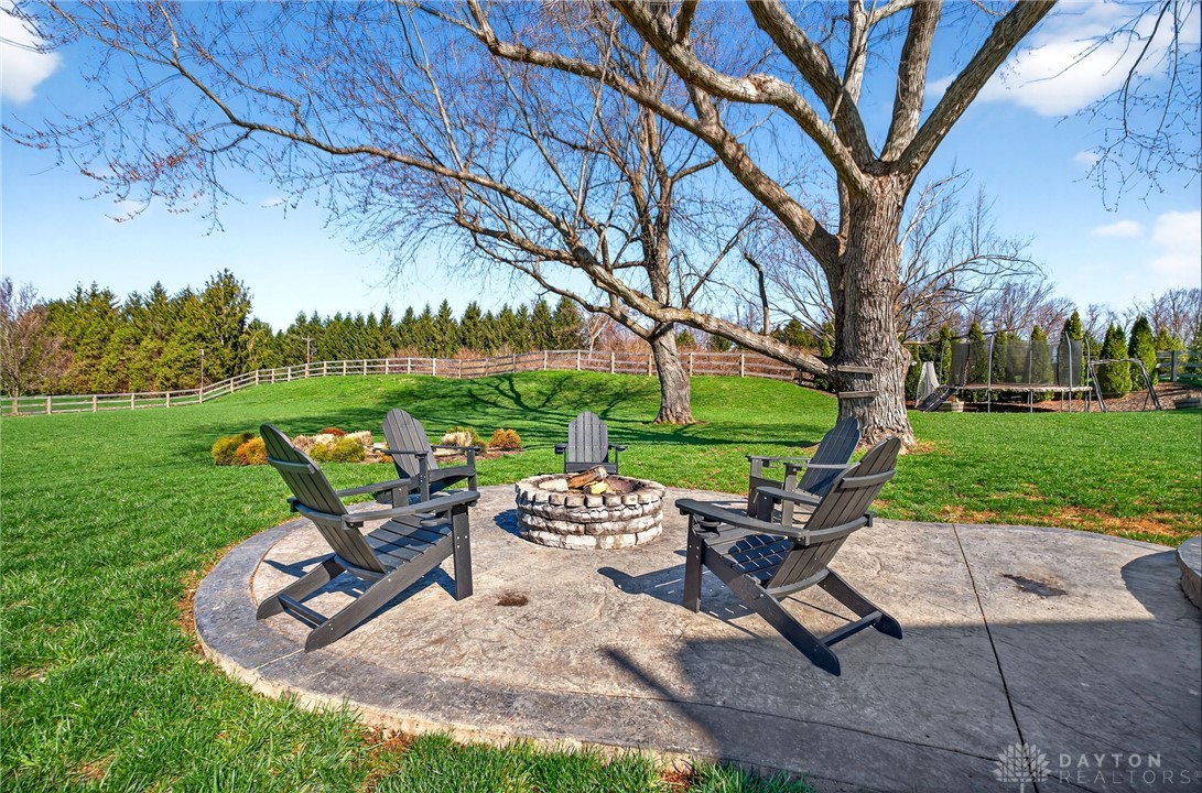 7425 Stoneham Circle