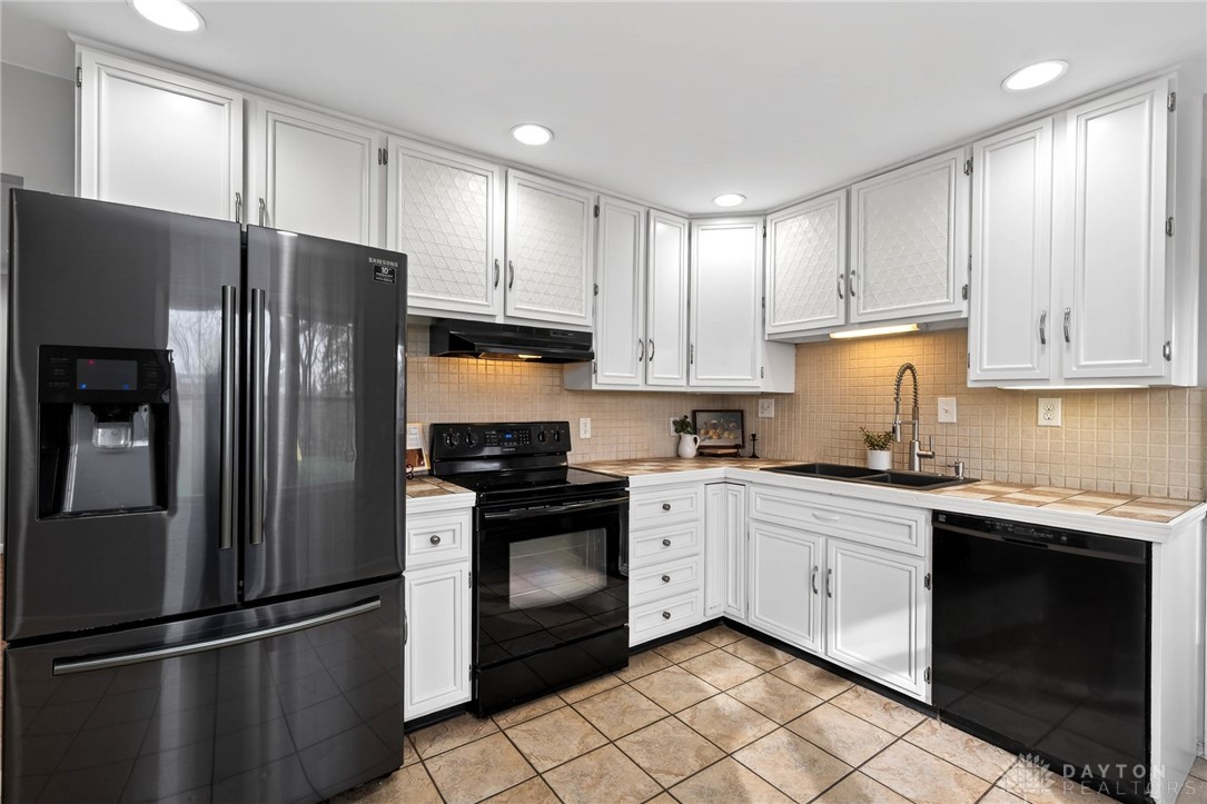 450 Evergreen Drive