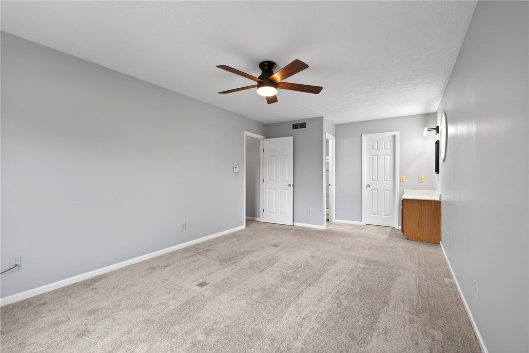 40 Turnberry Court