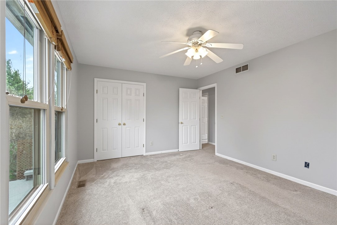 40 Turnberry Court