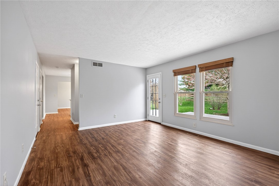 40 Turnberry Court