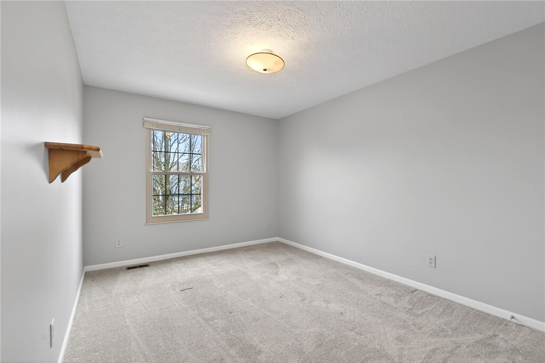 40 Turnberry Court
