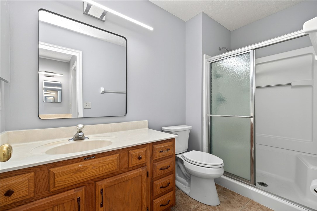 40 Turnberry Court