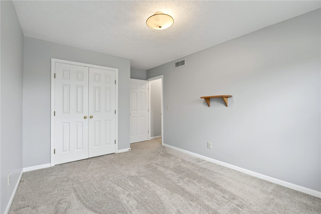 40 Turnberry Court
