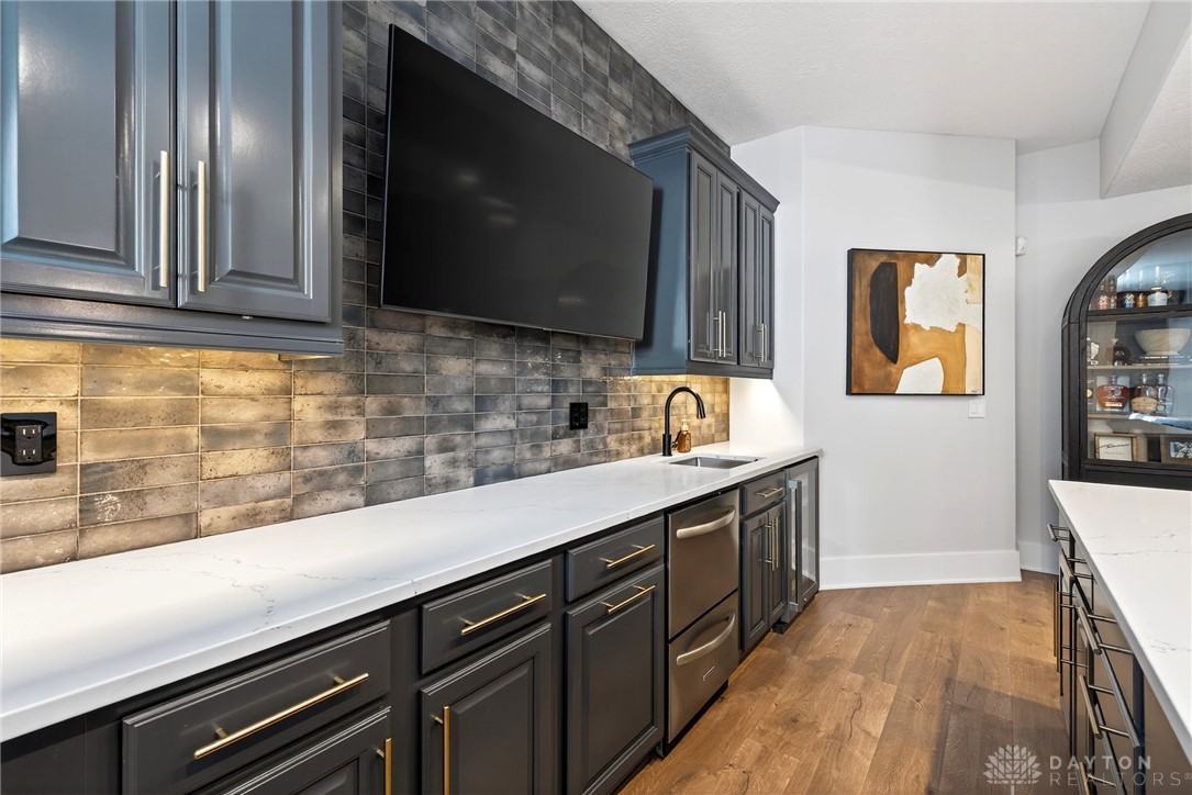 701 Grand Wood Court