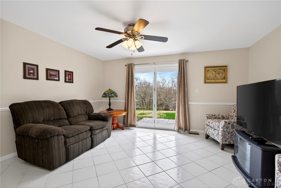 5590 Folkestone Drive