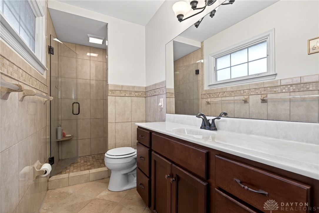 5590 Folkestone Drive