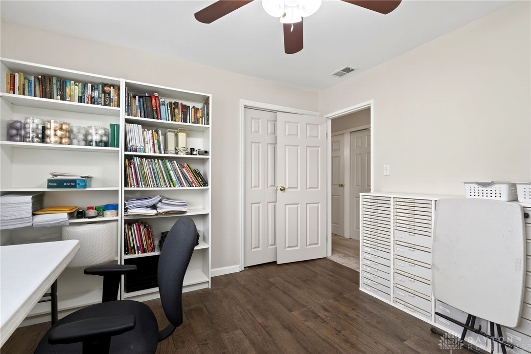 5590 Folkestone Drive