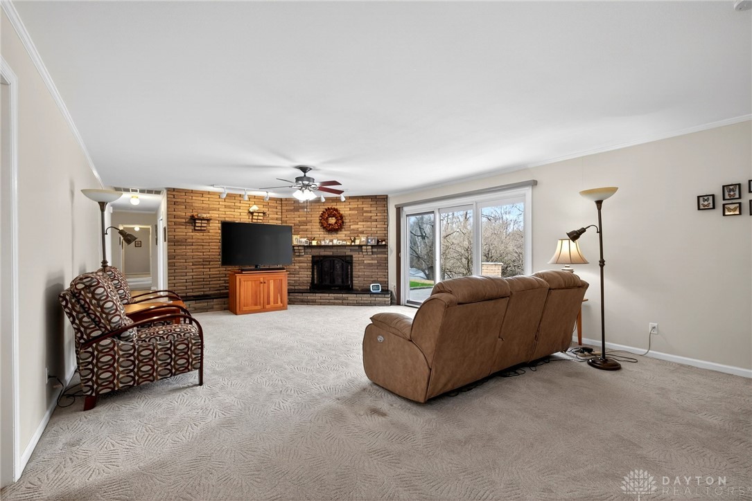 5590 Folkestone Drive