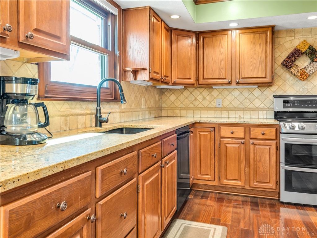 8800 Withersfield Court