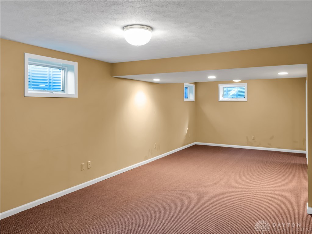8800 Withersfield Court