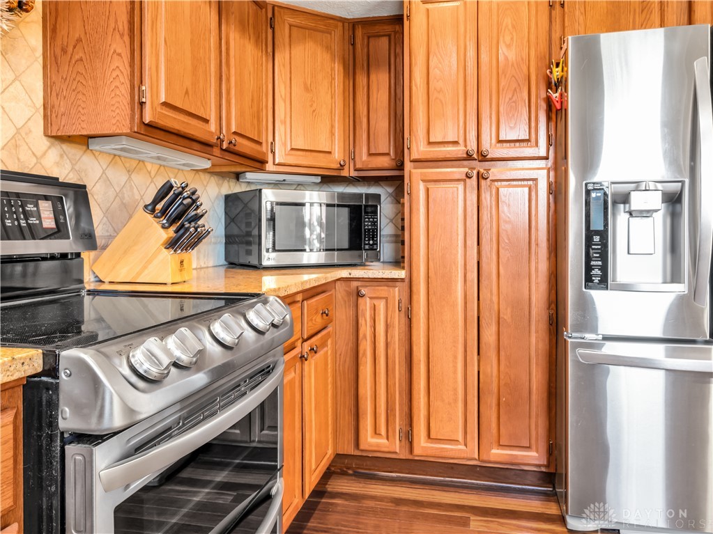 8800 Withersfield Court
