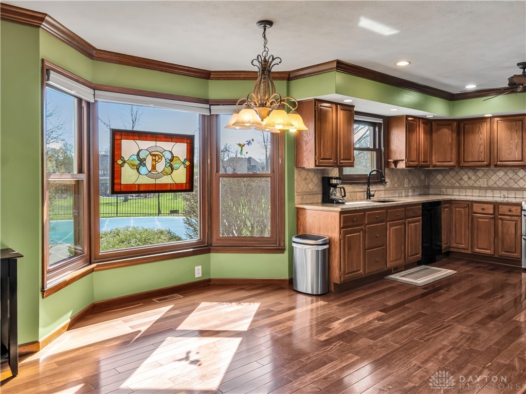 8800 Withersfield Court