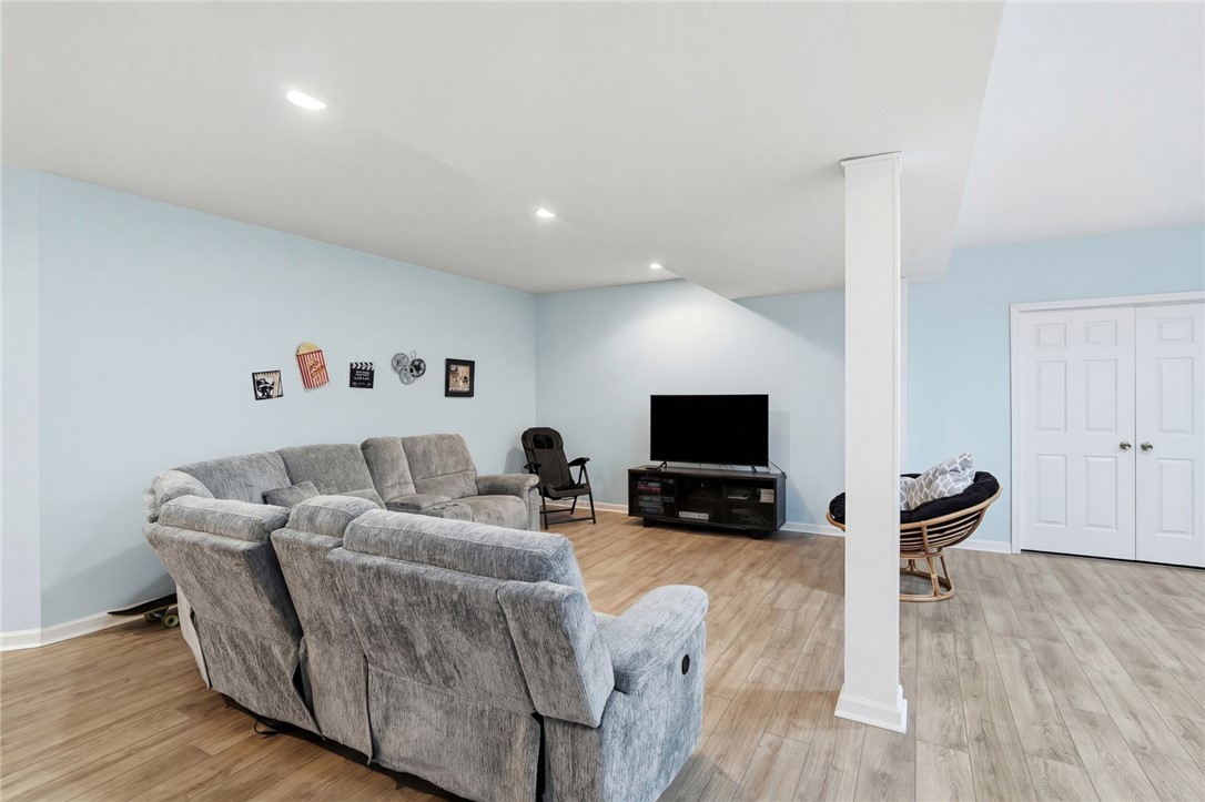 555 Heatherwoode Circle