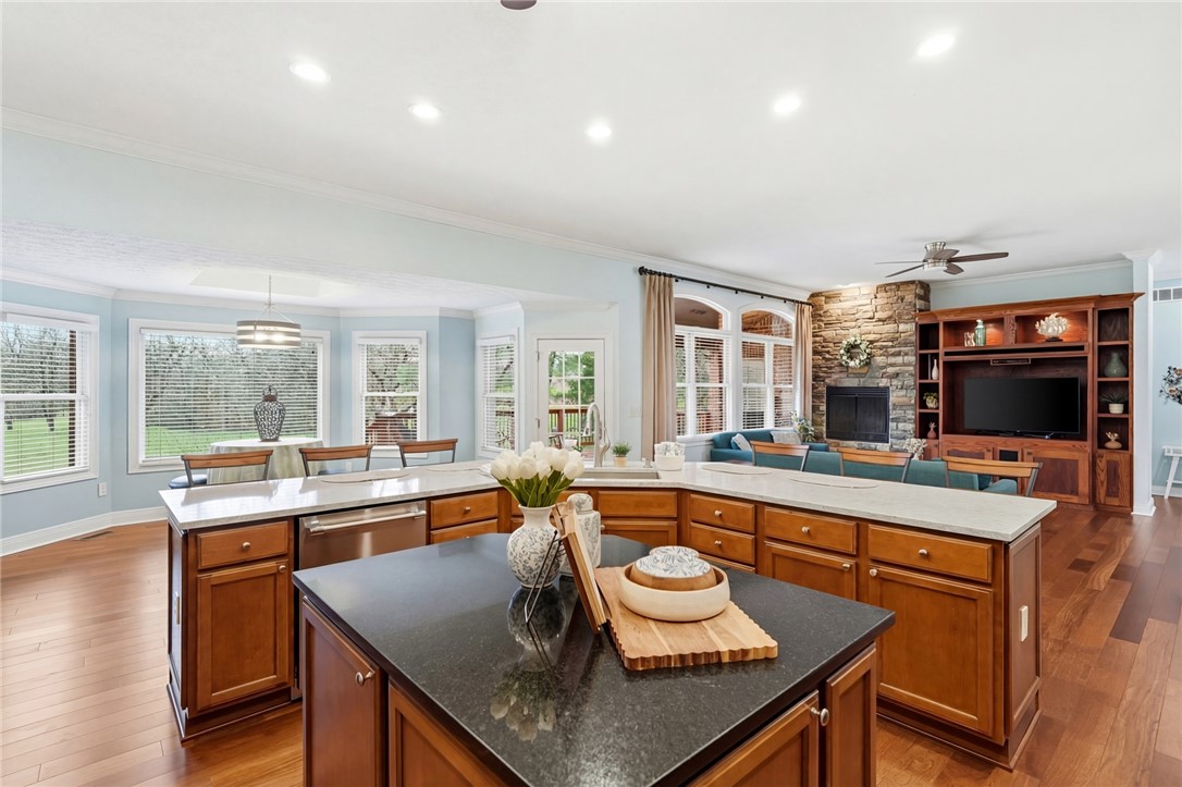 555 Heatherwoode Circle