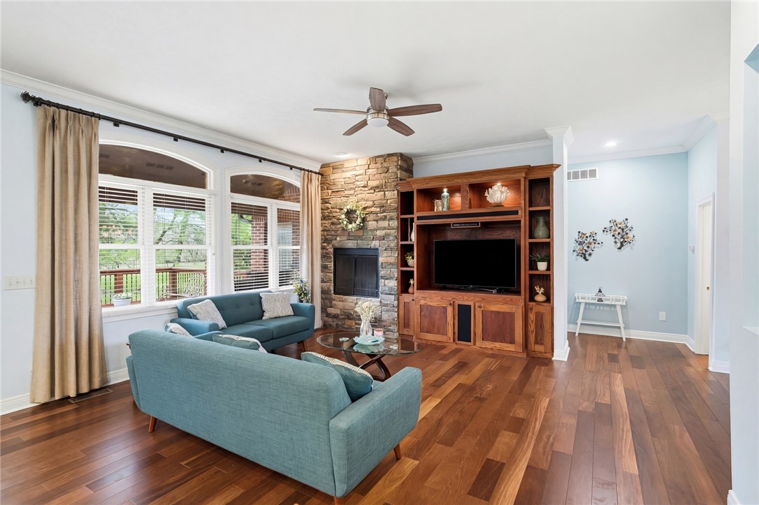 555 Heatherwoode Circle