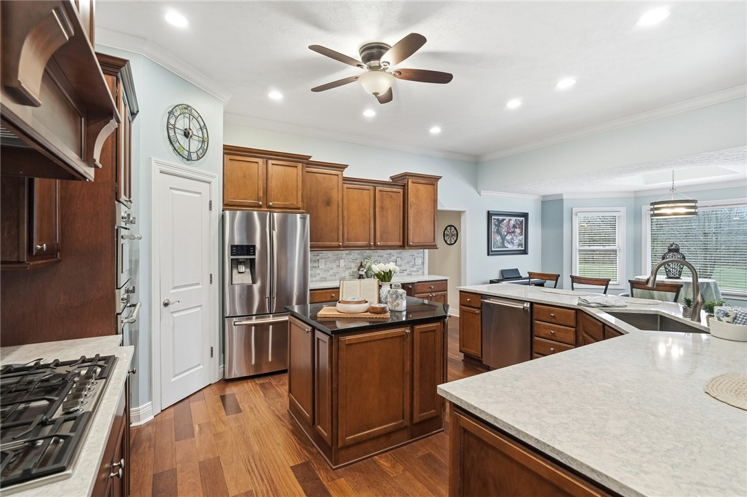 555 Heatherwoode Circle