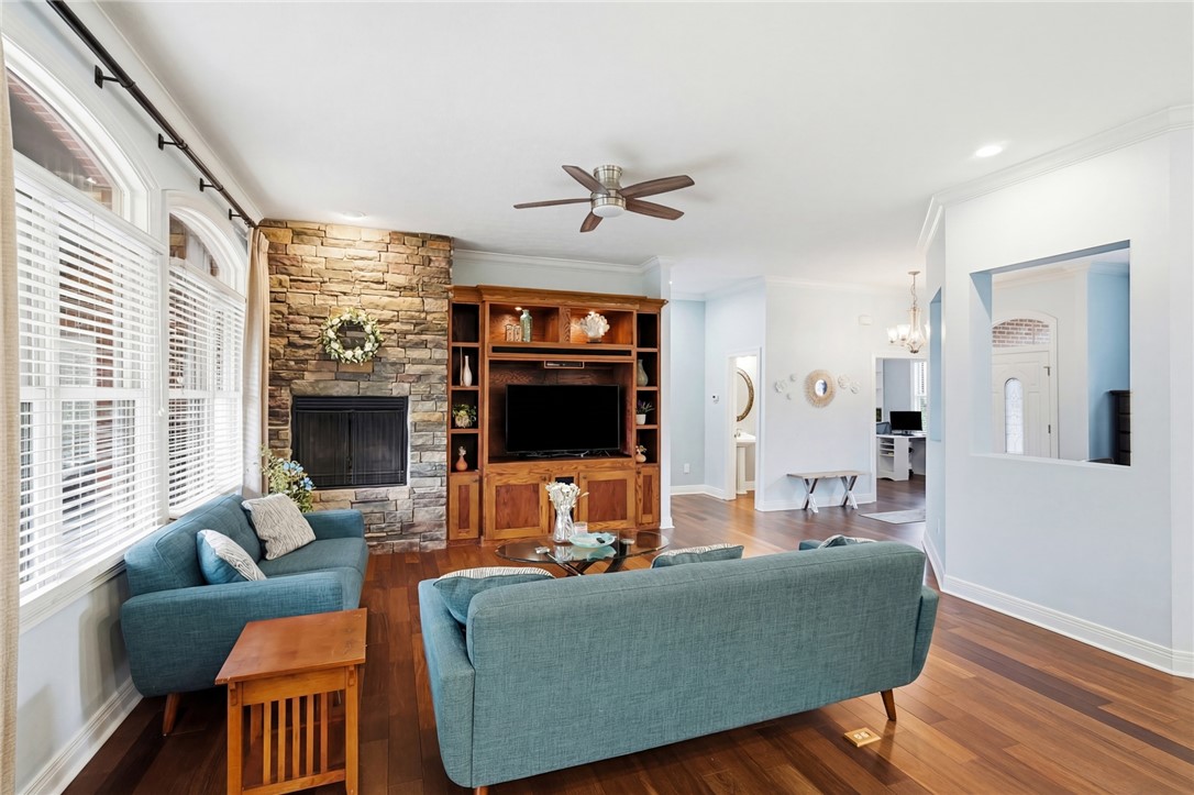 555 Heatherwoode Circle
