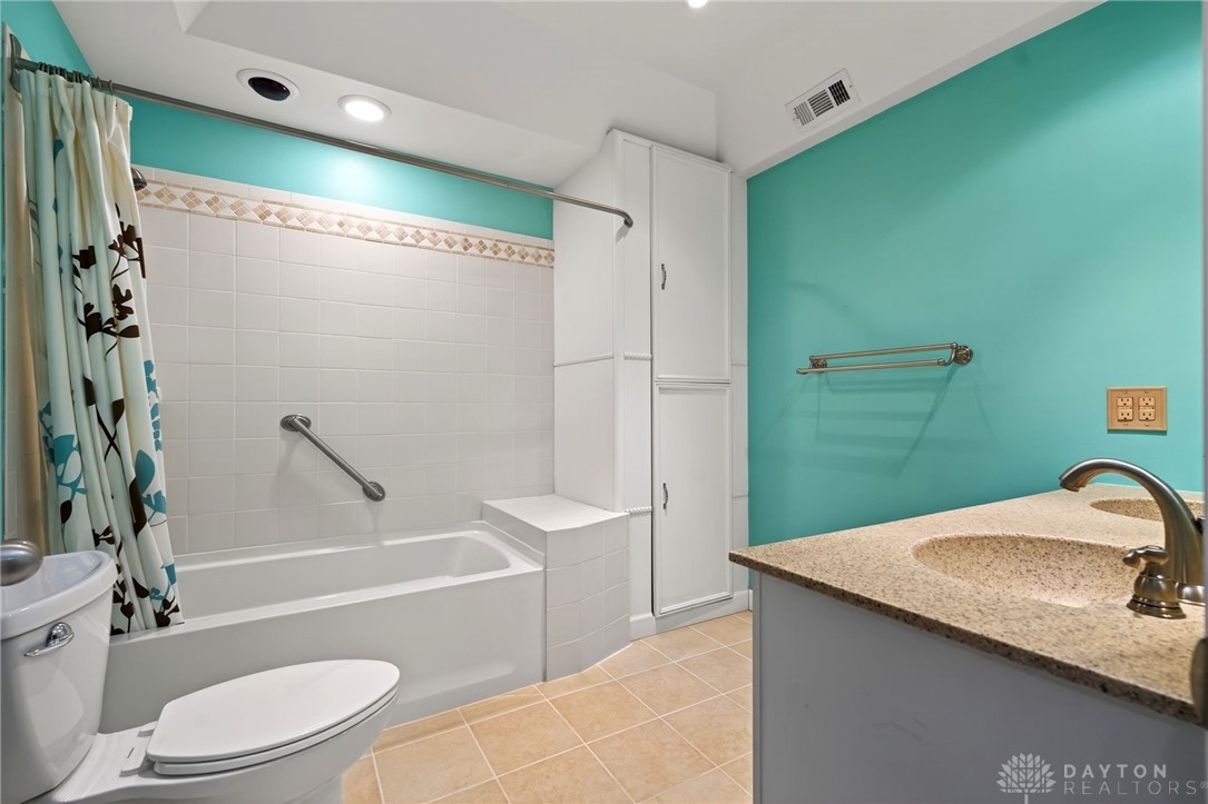 365 Fitchs Farm Court