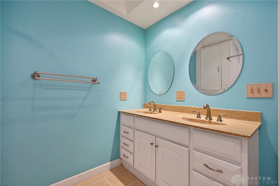 365 Fitchs Farm Court