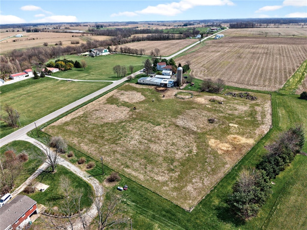 1707 Hussey Road
