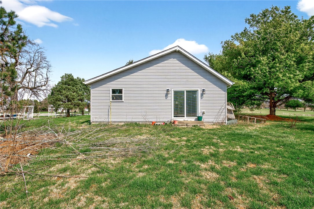 1707 Hussey Road