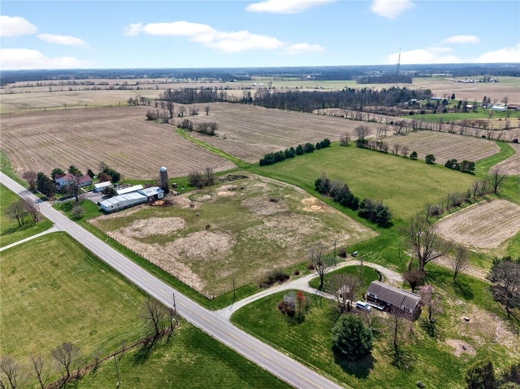 1707 Hussey Road