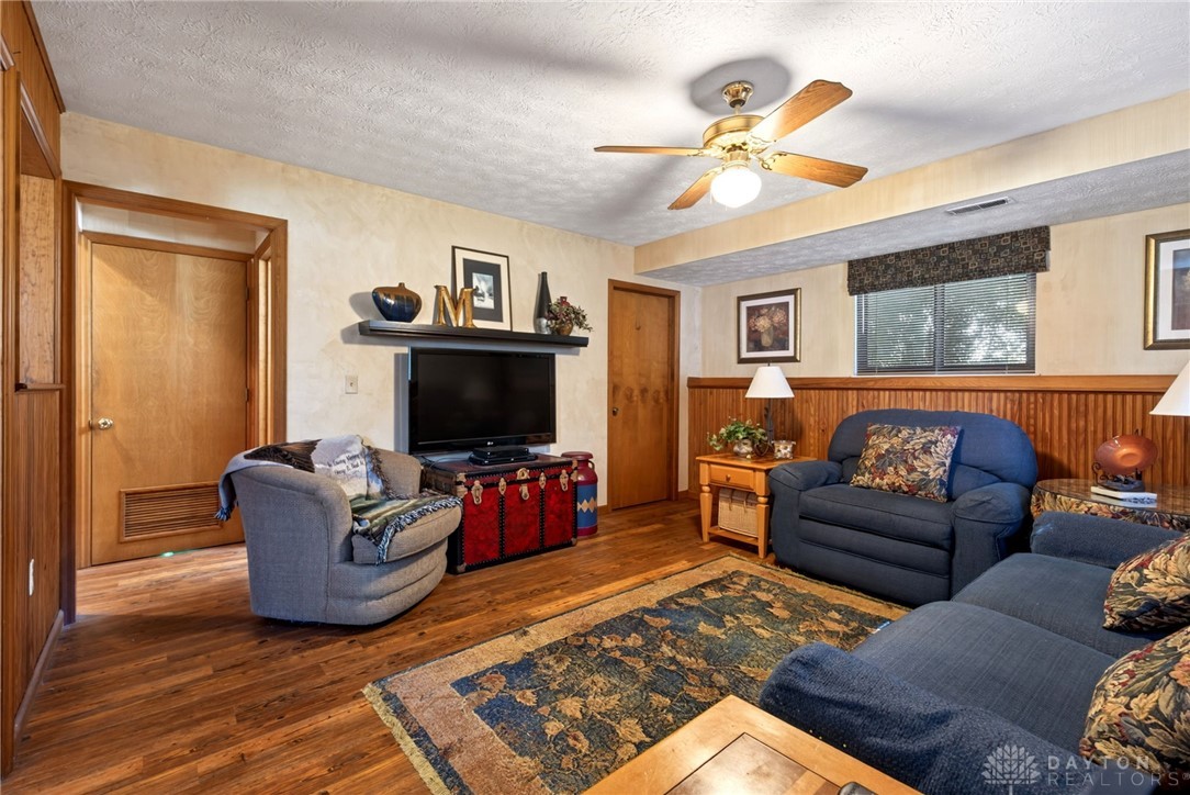 2131 Pelwood Drive