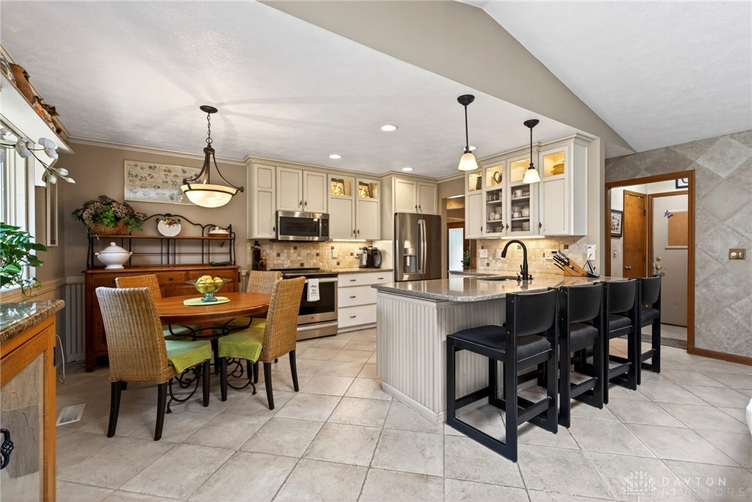 2131 Pelwood Drive