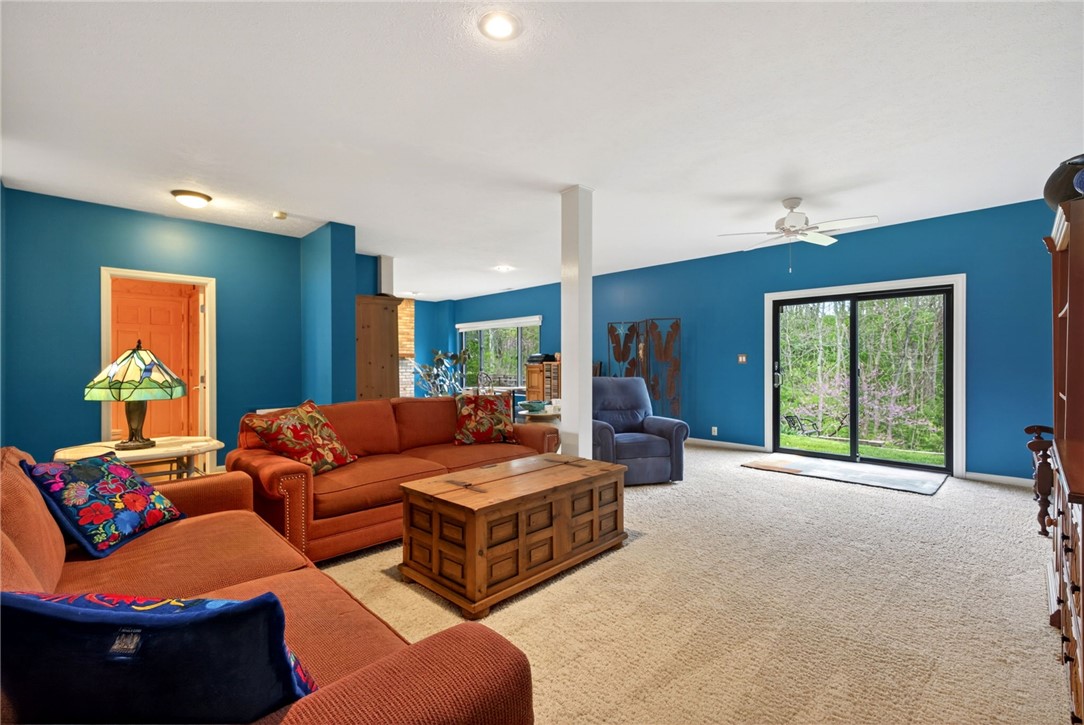 210 Foliage Lane