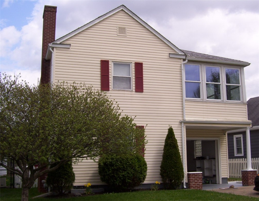 925 Croyden Drive