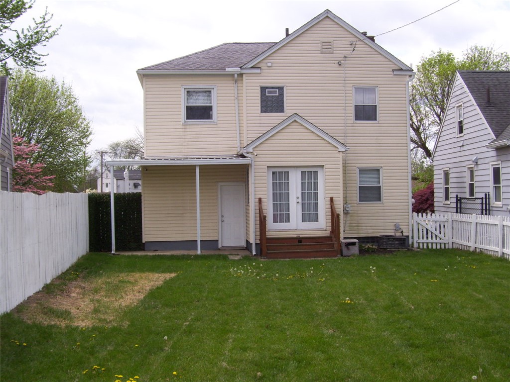 925 Croyden Drive