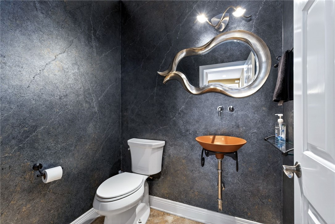 998 Olde Sterling Way