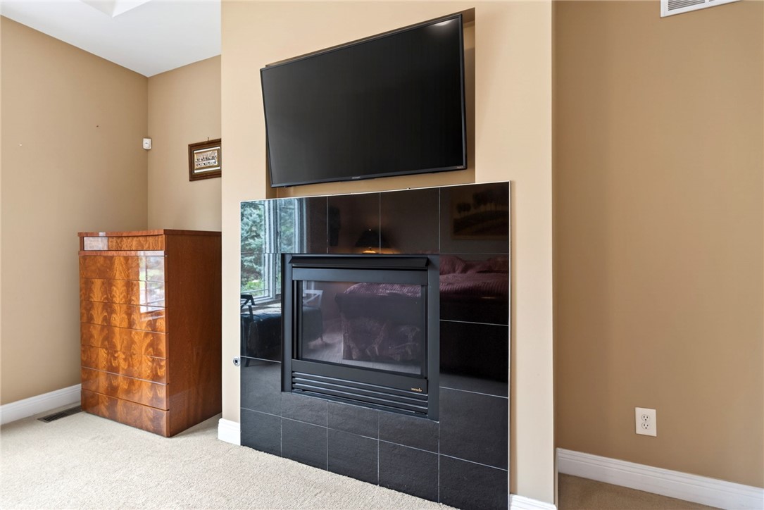 998 Olde Sterling Way