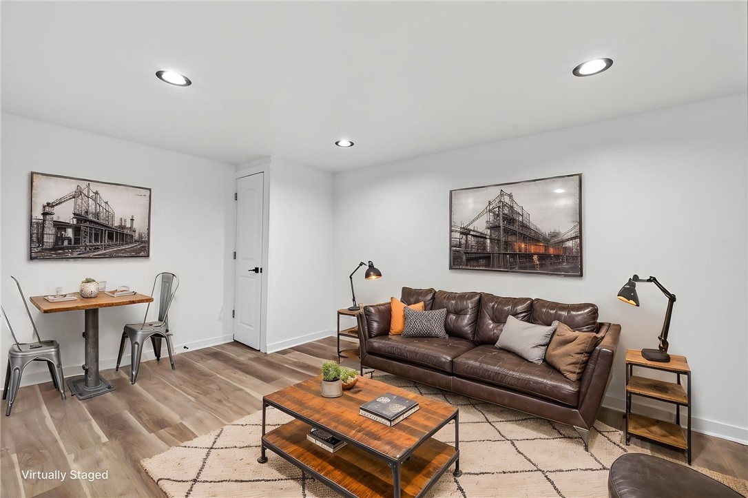 14 Meadow Drive
