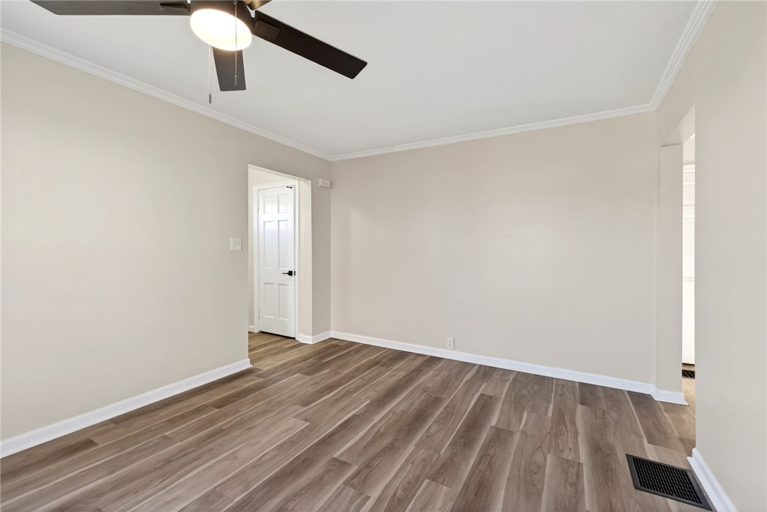 14 Meadow Drive