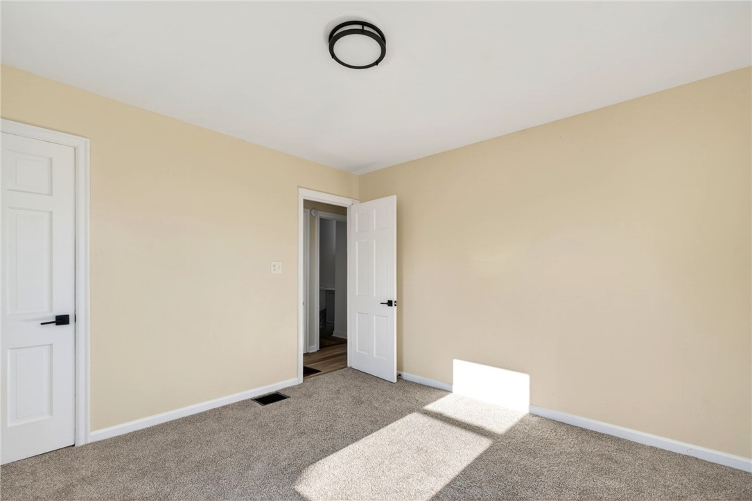 14 Meadow Drive