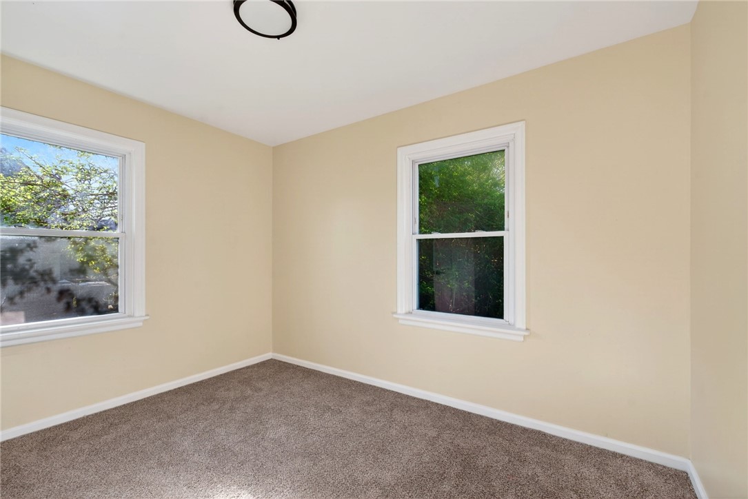 14 Meadow Drive