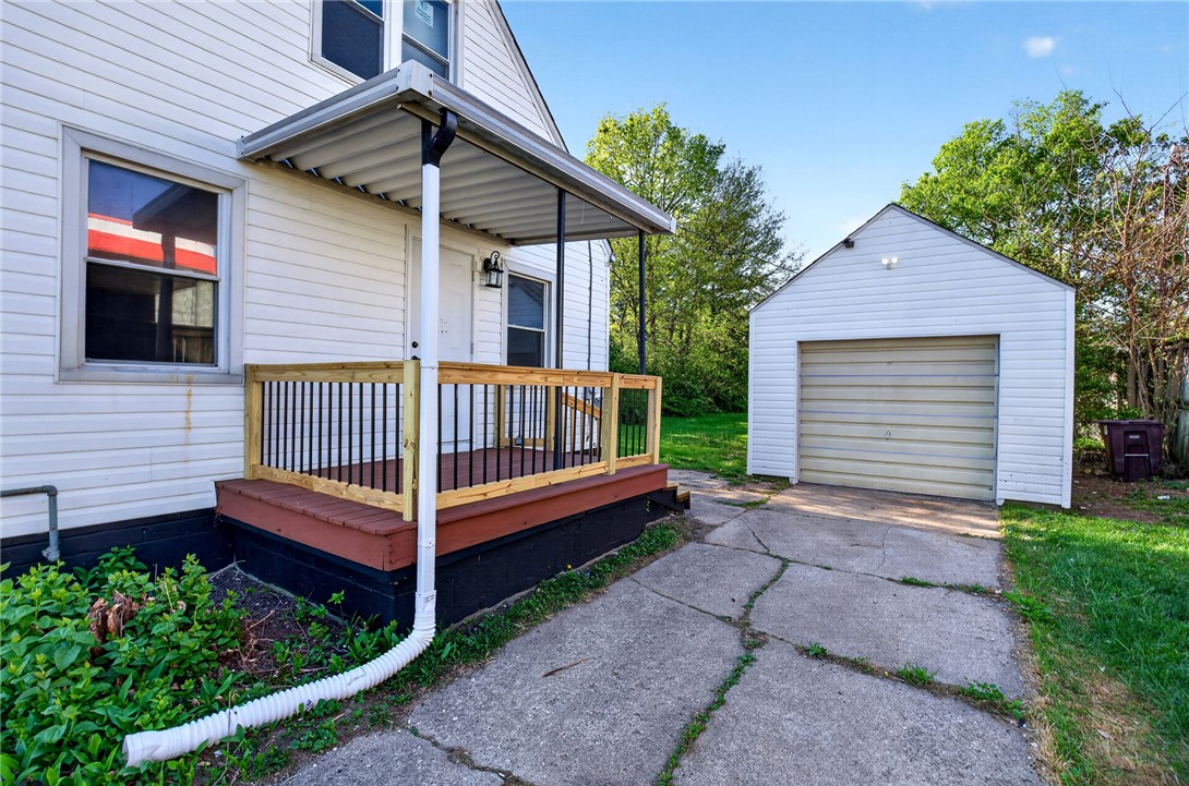 14 Meadow Drive