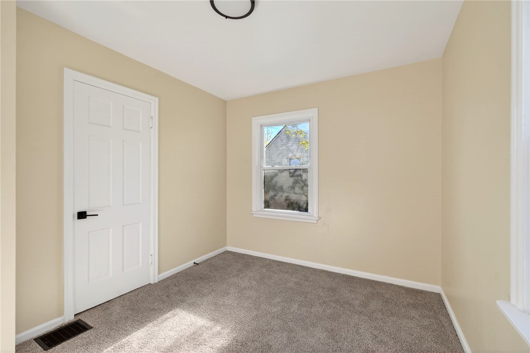 14 Meadow Drive