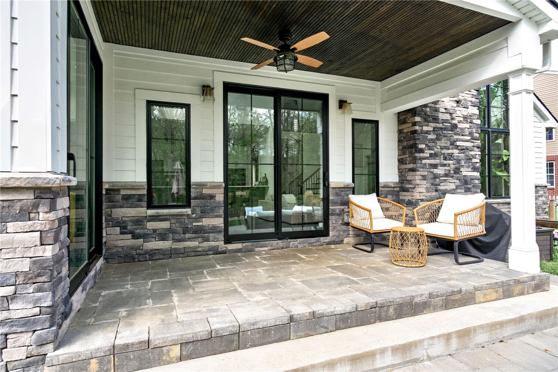 6582 Rosewood Lane