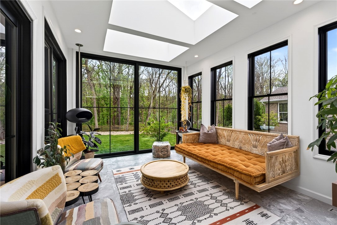 6582 Rosewood Lane