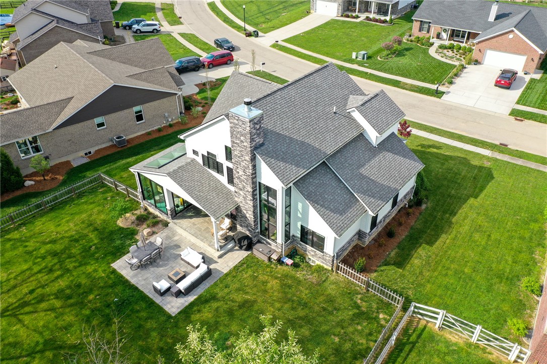 6582 Rosewood Lane