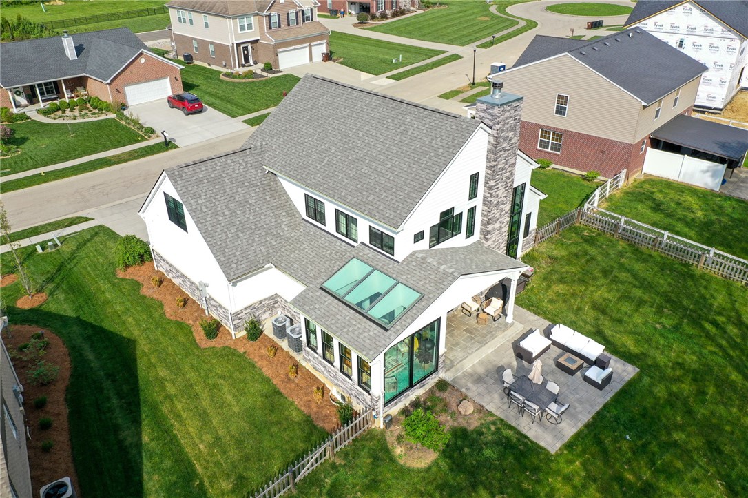 6582 Rosewood Lane