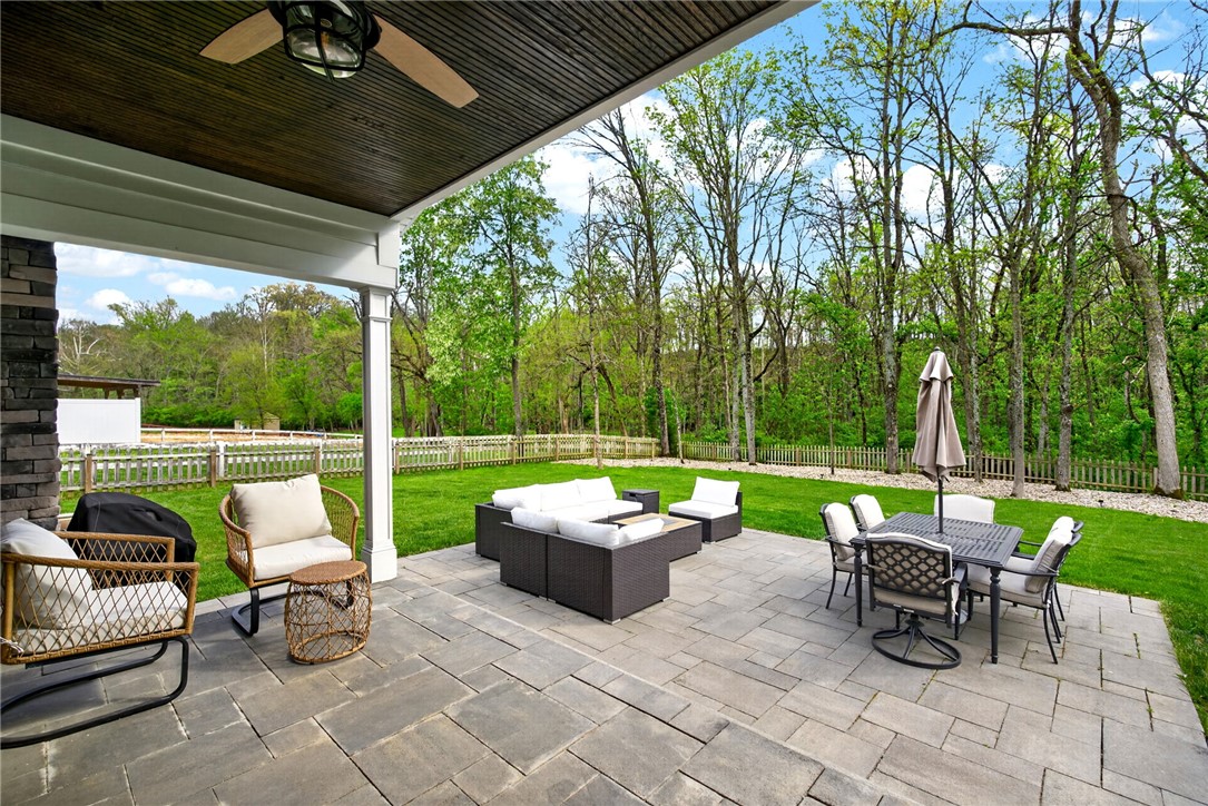 6582 Rosewood Lane