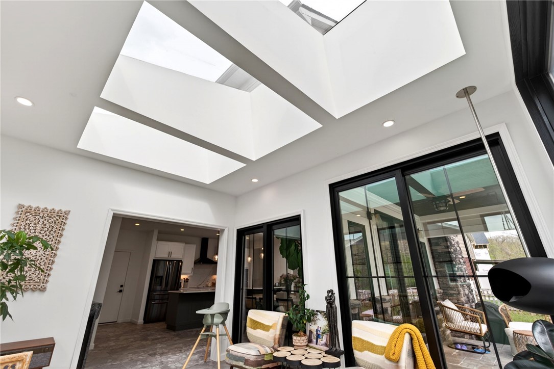 6582 Rosewood Lane