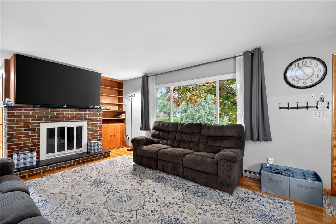 1086 Ceylon Circle