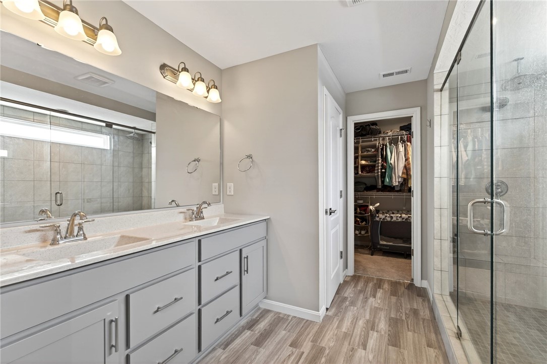 1593 Bur Oak Drive